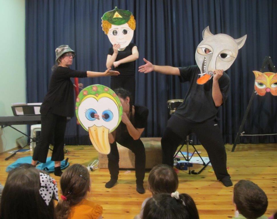 Ο Πέτρος και o Λύκος, άκου να δεις! – διαδραστική μουσική παράσταση για παιδιά 3–10 ετών – Από το Μικρό Παιχνιδοθέμα του Κρουστόφωνου