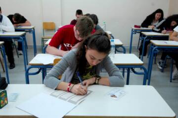 Υπουργείο Παιδείας: Πότε ξεκινούν οι ενδοσχολικές εξετάσεις σε Γυμνάσια και Λύκεια