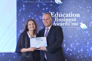 Βράβευση για το Καλύτερο Εργασιακό Περιβάλλον στα Education Business Awards 2016