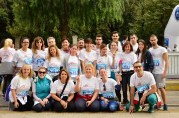 Η Running Team του ΜΗΤΡΟΠΟΛΙΤΙΚΟΥ ΚΟΛΛΕΓΙΟΥ στον Αυθεντικό Μαραθώνιο της Αθήνας για το πρόγραμμα «Δ Ι Α Τ Ρ Ο Φ Η»