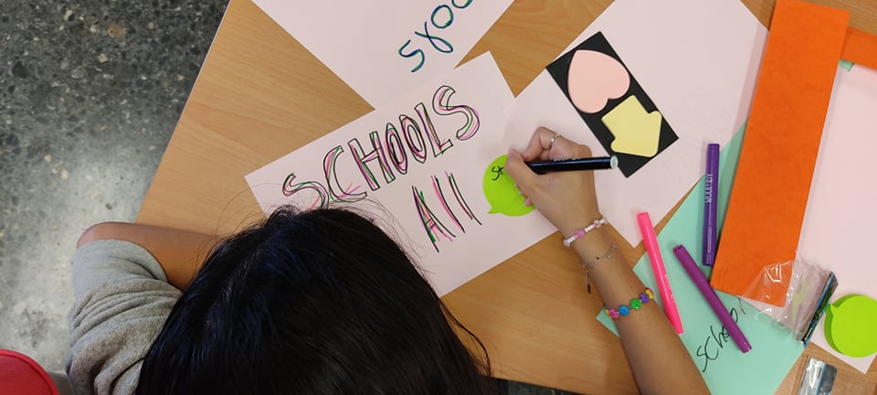 "Σχολεία για όλους" - υποστηρίζοντας τις σχολικές κοινότητες στην πράξη webinar με θέμα την εκπαίδευση προσφύγων στο ελληνικό σχολείο