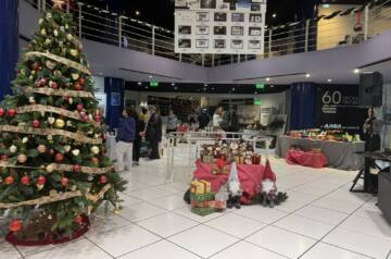 Εκατοντάδες επισκέπτες στο Christmas Bazaar Αγάπης του ΙΕΚ ΑΛΦΑ Γλυφάδας
