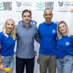 κ. Σαγιόγλου (Υπεύθυνη Επικοινωνίας του Συλλόγου Αποφοίτων), κ. Τόλης Συμεωνίδης (απόφοιτος του Κολεγίου, Διευθύνων Σύμβουλος της ΟΤΤΟ Parking και Allegro), κ. Πρελορέντζος (μέλος του Συλλόγου Αποφοίτων, Διευθύνων Σύμβουλος της εταιρίας ΡΙΧΑΡΔΟΣ), κ. Μακρή (Γραμματέας του Συλλόγου Αποφοίτων) ΚΩΣΤΗΣ ΜΑΡΑΒΕΓΙΑΣ