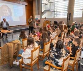 Παρουσίαση Διαδραστικού Παιχνιδιού για τα Δικαιώματα – Παναγιώτης Χονδρός – Υπεύθυνος Στρατηγικής Ανάπτυξης Προγραμμάτων & Συνηγορίας Παιδικών Χωριών SOS Ελλάδος Παρουσίαση Διαδραστικού Παιχνιδιού για τα Δικαιώματα – Παναγιώτης Χονδρός – Υπεύθυνος Στρατηγικής Ανάπτυξης Προγραμμάτων & Συνηγορίας Παιδικών Χωριών SOS Ελλάδος